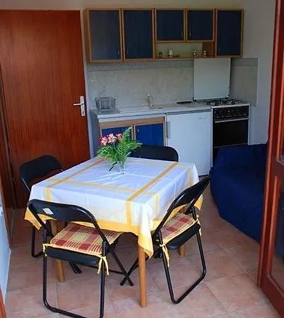 In Nevidane With Sea View, Balcony, Air Conditioning, Wifi 4663-3 Apartment Murter
