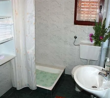 In Nevidane With Sea View, Balcony, Air Conditioning, Wifi 4663-3 * Murter