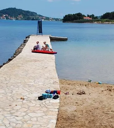 In Nevidane With Sea View, Balcony, Air Conditioning, Wifi 4663-3 Apartment Murter