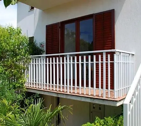 In Nevidane With Sea View, Balcony, Air Conditioning, Wifi 4663-3 Apartment *
